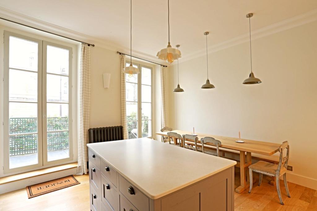 Appartamento Beautiful Jardin Luxemboug Rue Ferou *