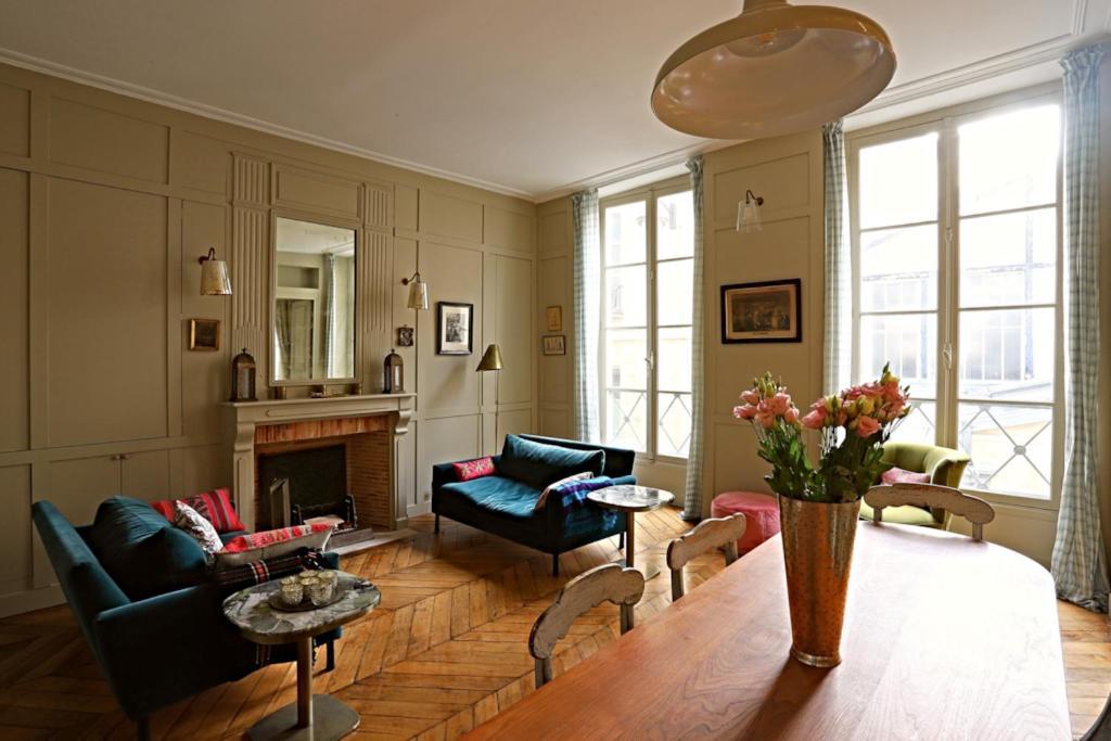 Beautiful Jardin Luxemboug Rue Ferou * Parigi